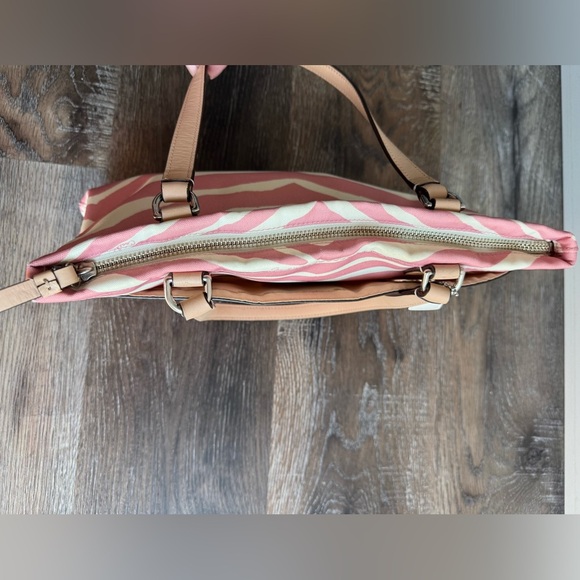 Y2K Coach Pink and White Zebra Print Tote Shoulder Bag - Picture 5 of 9